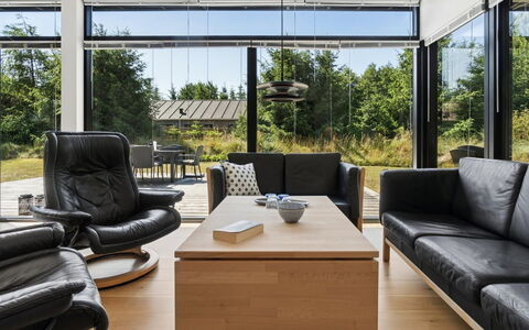 Gonne - 350M from the Sea: Möbel, Interior Design, Flooring, Fussboden, Holz, Wohnzimmer, Tabelle, Couch, Decke, Beleuchtung