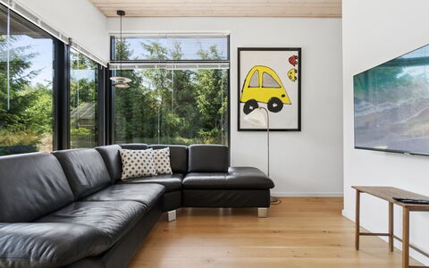 Gonne - 350M from the Sea: Möbel, Interior Design, Flooring, Couch, Fussboden, Wand, Holz, Wohnzimmer, Holzboden, Decke