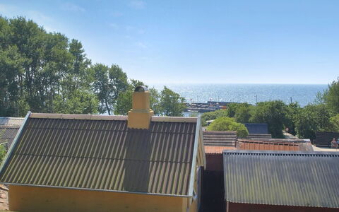 Oke - 350M from the Sea: Dach, Zuhause, Hütte, Abstellgleis, Schatten, Bauernhaus, Estate, Auffahrt, Gartenbauten, Garten