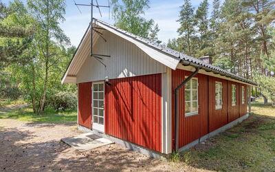 Aave - 800M from the Sea