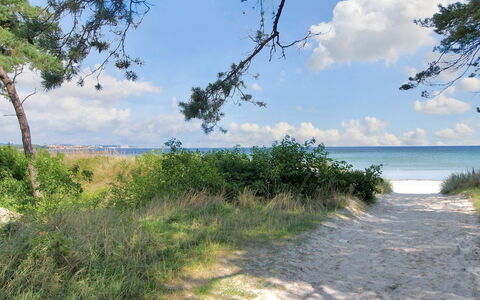 Berthilde - 400M from the Sea: Holz, Haus, Hütte, Zuhause, Dach, Ländliches Gebiet, Abstellgleis, Blockhaus, Gartenbauten, Hartholz
