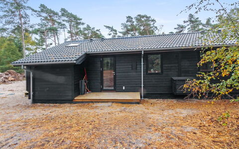 Eliz - 800M from the Sea: Holz, Haus, Hütte, Zuhause, Dach, Ländliches Gebiet, Abstellgleis, Blockhaus, Gartenbauten, Hartholz