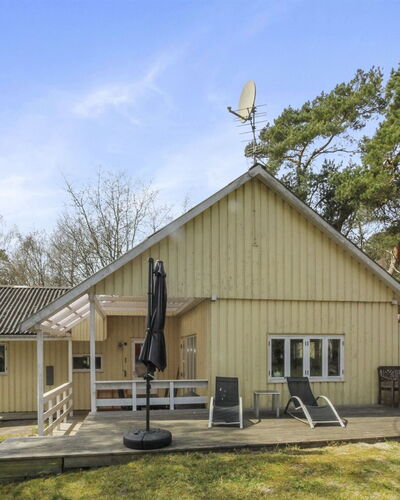 Christella - 200M from the Sea