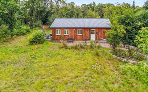Sami - 200M from the Sea: Holz, Dach, Die Architektur, Zuhause, Haus, Hütte, Abstellgleis, Hartholz, Steigung, Estate