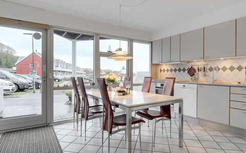 Armela - 10M from the Sea: Flooring, Möbel, Interior Design, Fussboden, Decke, Küche, Stuhl, Light Fixture, Countertop, Beleuchtung