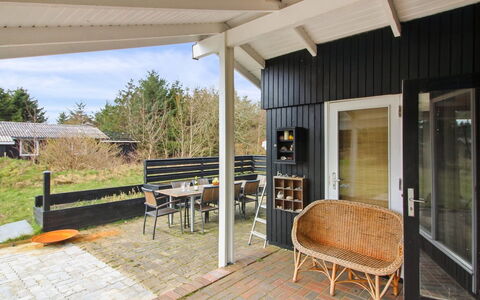 Nestori - 950M from the Sea: Möbel, Interior Design, Stuhl, Flooring, Tabelle, Resort, Fussboden, Decke, Zimmer, Eco Hotel