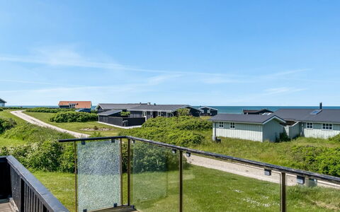 Gynther - 150M from the Sea: Dach, Grundstueck, Hütte, Zuhause, Ländliches Gebiet, Schuppen, Abstellgleis, Gartenbauten, Blockhaus, Hütte