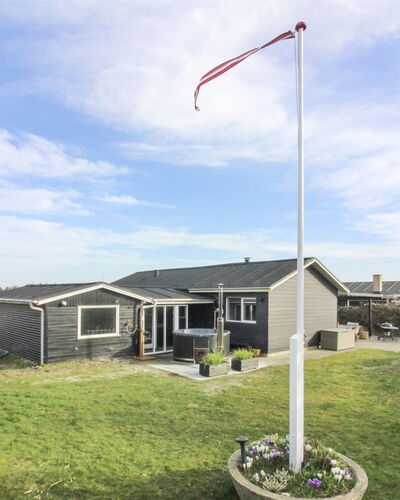 Jespar - 300M from the Sea