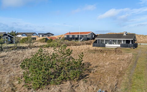 Ofrath - 350M from the Sea: Holz, Dach, Die Architektur, Zuhause, Haus, Hütte, Abstellgleis, Hartholz, Steigung, Estate