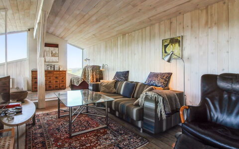 Trude - 250M from the Sea: Strauch, Urban Design, Ground, Backstein, Wohnung, Estate, Mauerwerk, Balkon, Landscaping