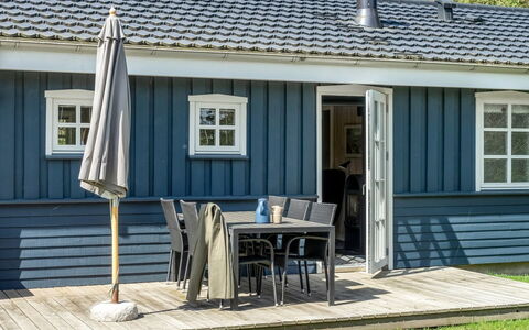 Nanja - 759M from the Sea: Hütte, Zuhause, Haus, Dach, Veranda, Estate, Abstellgleis, Gartenbauten, Bauernhaus, Garten