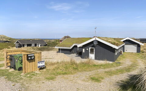 Solvejg - 150M from the Sea: Schwimmbad, Gartenmöbel, Möbel, Resort, Flagstone, Eco Hotel, Schatten, Stuhl, Freizeit, Estate