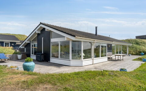 Alyssa - 300M from the Sea: Pflanzengemeinschaft, Sonnenlicht, Krautige Pflanze, Garten, Plantage, Landwirtschaft, Bauernhof