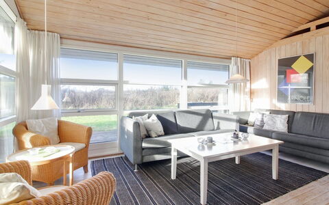 Gesine - 900M from the Sea: Decke, Flooring, Interior Design, Fussboden, Verbundwerkstoff, Möbel, Resort, Hotel, Design, Daylighting