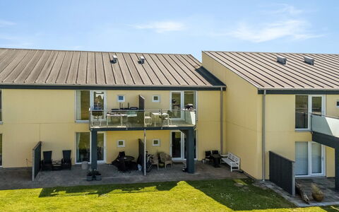 Brod - 150M from the Sea: Schwimmbad, Gartenmöbel, Möbel, Resort, Flagstone, Eco Hotel, Schatten, Stuhl, Freizeit, Estate