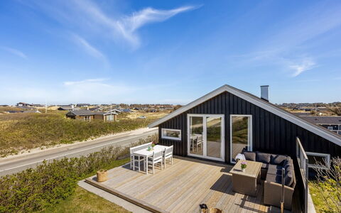 Doritea - 50M from the Sea: 