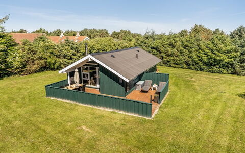Seda - 600M from the Sea: Holz, Dach, Hütte, Blockhaus, Estate, Strahl, Holz, Veranda, Design, Hartholz
