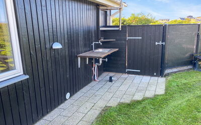 Laurits - 300M from the Sea