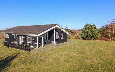 Nynke - 600M from the Sea
