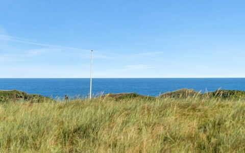 Lauri - 350M from the Sea: Dach, Haus, Wohngebiet, Zuhause, Estate, Hütte, Design
