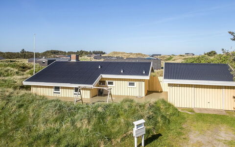 Estefania - 450M from the Sea: Möbel, Interior Design, Stuhl, Flooring, Tabelle, Resort, Fussboden, Decke, Zimmer, Eco Hotel