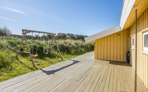 Estefania - 450M from the Sea: Möbel, Interior Design, Stuhl, Flooring, Tabelle, Resort, Fussboden, Decke, Zimmer, Eco Hotel