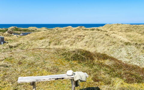 Ingela - 350M from the Sea: Blau, Gras, Wiese, Meer, Ökoregion, Ozean, Küste, Wiese, Prärie