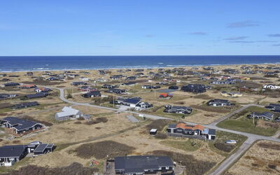 Bertil - 400M from the Sea