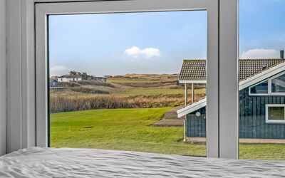 Crista - 500M from the Sea