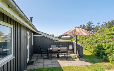 Biarni - 300M from the Sea