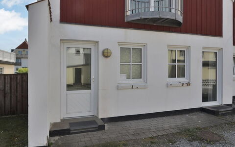 Haghni - 200M from the Sea: Möbel, Interior Design, Stuhl, Flooring, Tabelle, Resort, Fussboden, Decke, Zimmer, Eco Hotel