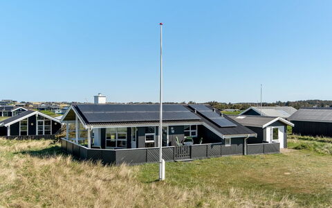Ralf - 300M from the Sea: Schwimmbad, Gartenmöbel, Möbel, Resort, Flagstone, Eco Hotel, Schatten, Stuhl, Freizeit, Estate