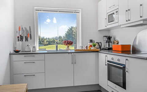 Nayeli - 275M from the Sea: Küche, Countertop, Küchengerät, Flooring, Cabinetry, Interior Design, Major Appliance, Haushaltsgerät, Zuhause, Fussboden