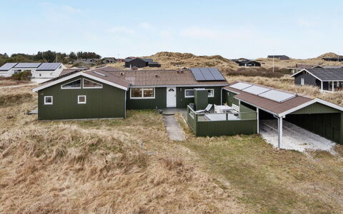 Elco - 450M from the Sea: Holz, Haus, Hütte, Zuhause, Dach, Ländliches Gebiet, Abstellgleis, Blockhaus, Gartenbauten, Hartholz