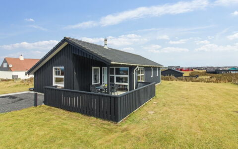 Eyvin - 100M from the Sea: Decke, Flooring, Interior Design, Fussboden, Verbundwerkstoff, Möbel, Resort, Hotel, Design, Daylighting