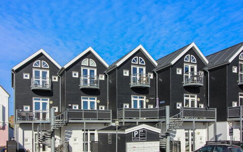 Varnava - 200M from the Sea: Möbel, Interior Design, Stuhl, Flooring, Tabelle, Resort, Fussboden, Decke, Zimmer, Eco Hotel