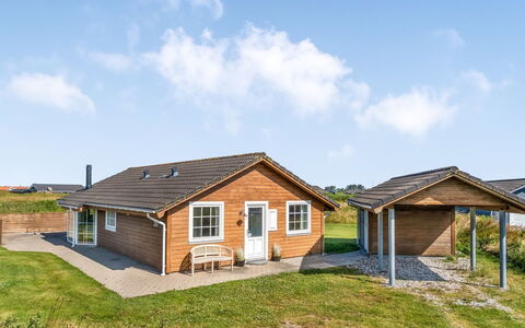 Anya - 650M from the Sea: Haus, Dach, Zuhause, Hütte, Ländliches Gebiet, Bauernhaus, Blockhaus, Abstellgleis, Schuppen