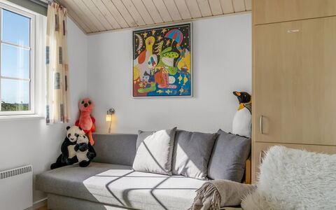 Anya - 650M from the Sea: Möbel, Interior Design, Flooring, Fussboden, Holz, Zimmer, Couch, Wohnung, Beleuchtung, Wohnzimmer