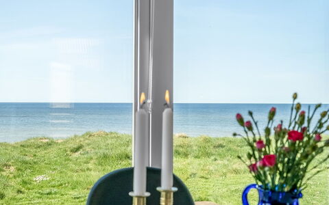 Trifun - 50M from the Sea: Pflanzengemeinschaft, Sonnenlicht, Krautige Pflanze, Garten, Plantage, Landwirtschaft, Bauernhof