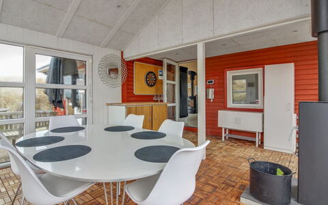 Har - 400M from the Sea: Möbel, Interior Design, Stuhl, Flooring, Tabelle, Resort, Fussboden, Decke, Zimmer, Eco Hotel