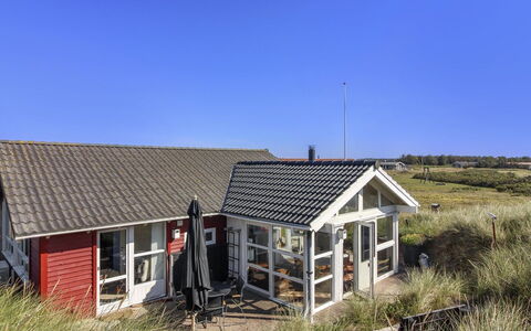 Har - 400M from the Sea: Möbel, Interior Design, Stuhl, Flooring, Tabelle, Resort, Fussboden, Decke, Zimmer, Eco Hotel