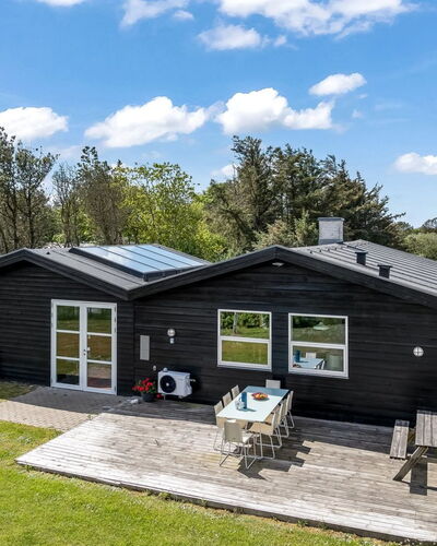 Hermine - 600M from the Sea
