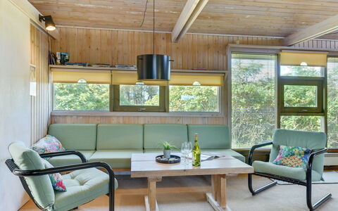 Aiva - 1.5Km from the Sea: Möbel, Interior Design, Stuhl, Flooring, Tabelle, Resort, Fussboden, Decke, Zimmer, Eco Hotel