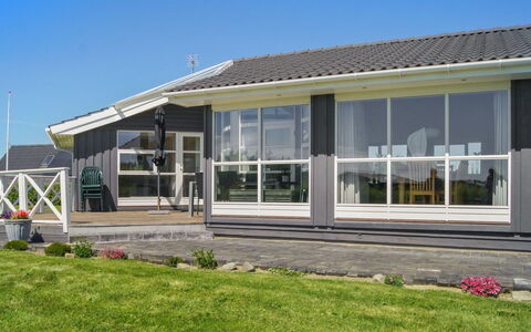 Tayna - 300M from the Sea: Zuhause, Hütte, Veranda, Abstellgleis, Bauernhaus, Outdoor Struktur