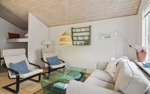 Fritzy - 75M from the Sea: 