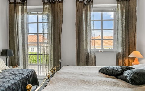 Jördis - 150M from the Sea: Interior Design, Möbel, Textil, Fussboden, Flooring, Schlafzimmer, Zuhause, Bett, Beleuchtung, Fensterabdeckung