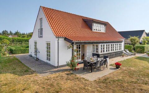 Pelagija - 900M from the Sea: Dach, Haus, Hütte, Zuhause, Estate, Bauernhaus, Schiebefenster, Abstellgleis, Villa, Gartenmöbel