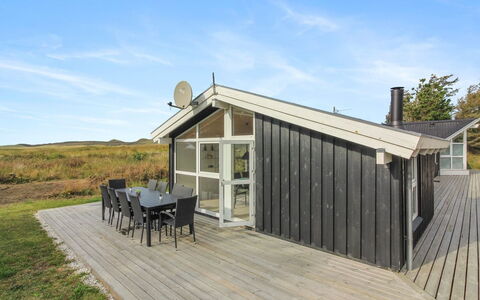 Marlie - 600M from the Sea: Möbel, Interior Design, Stuhl, Flooring, Tabelle, Resort, Fussboden, Decke, Zimmer, Eco Hotel
