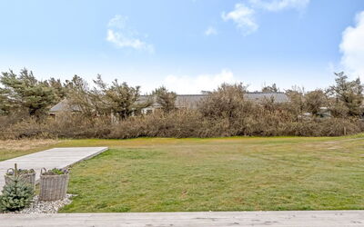 Tatania - 800M from the Sea