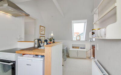 Evangelina - 350M from the Sea